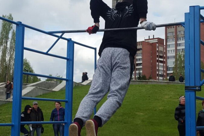 Отжимались до победного (+фото)